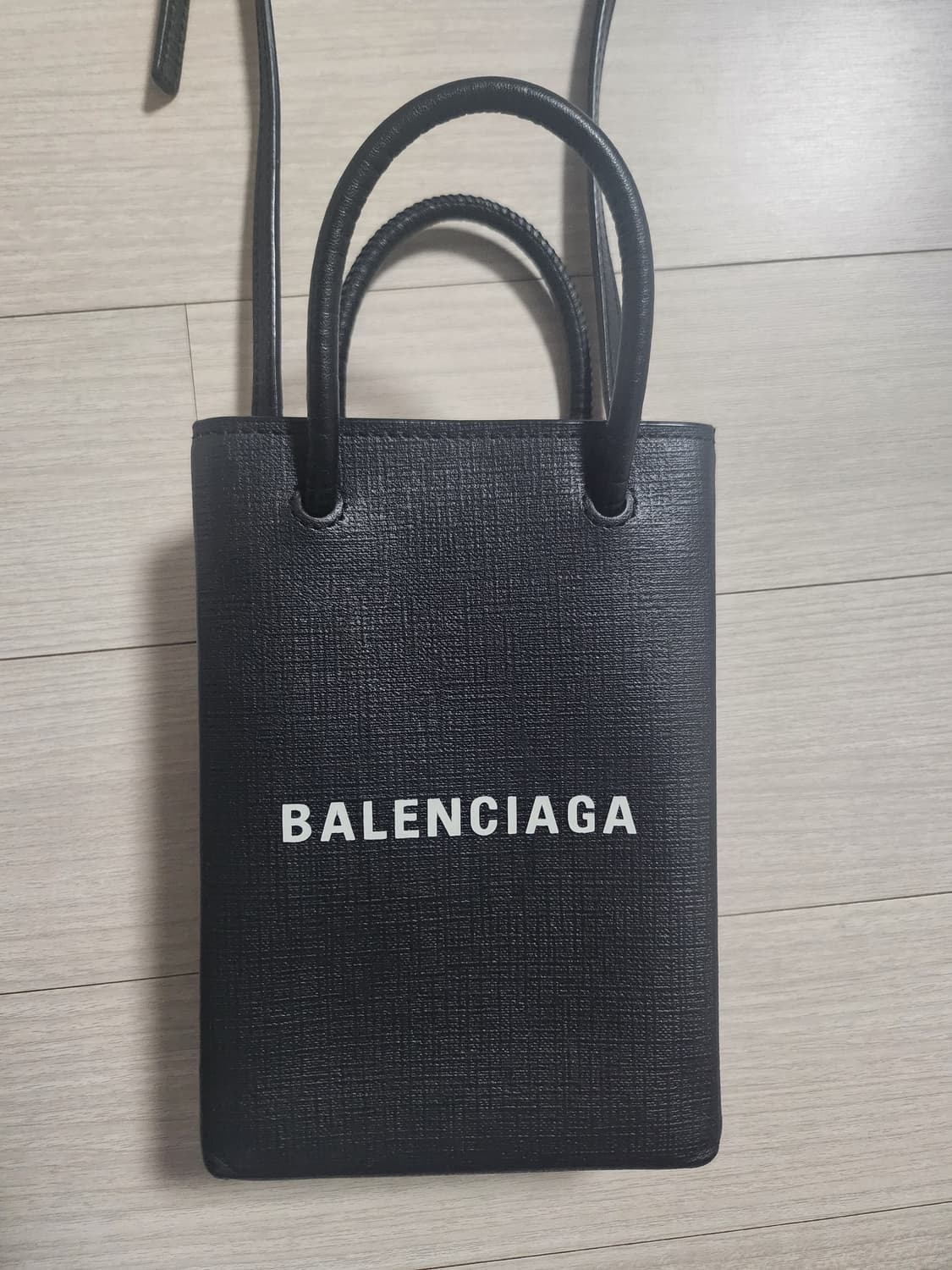 정품!발렌시아가 스몰 크로스백 상품이미지3