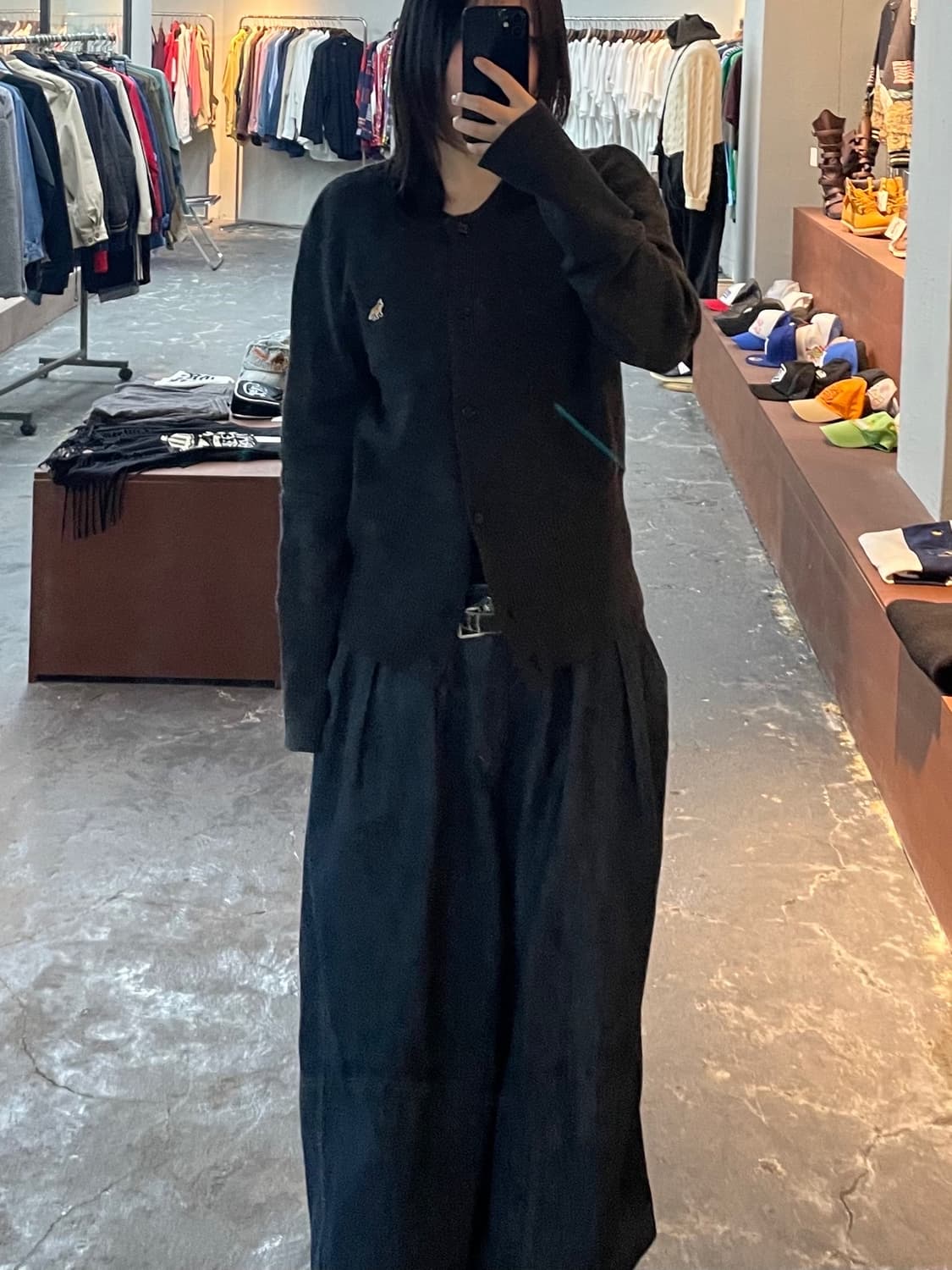 메종 키츠네 베이비 폭스 패치 라운드넥 가디건 H1016 상품이미지1