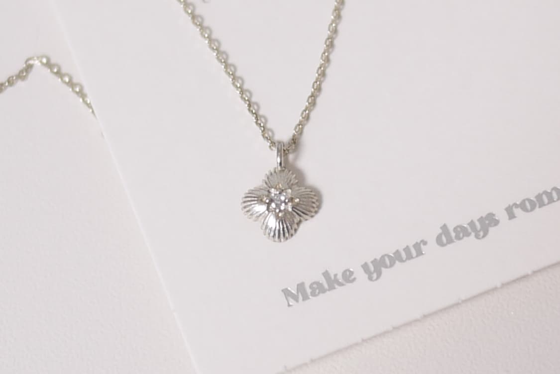 925실버 플라워 큐빅 목걸이 미사용 상품이미지1