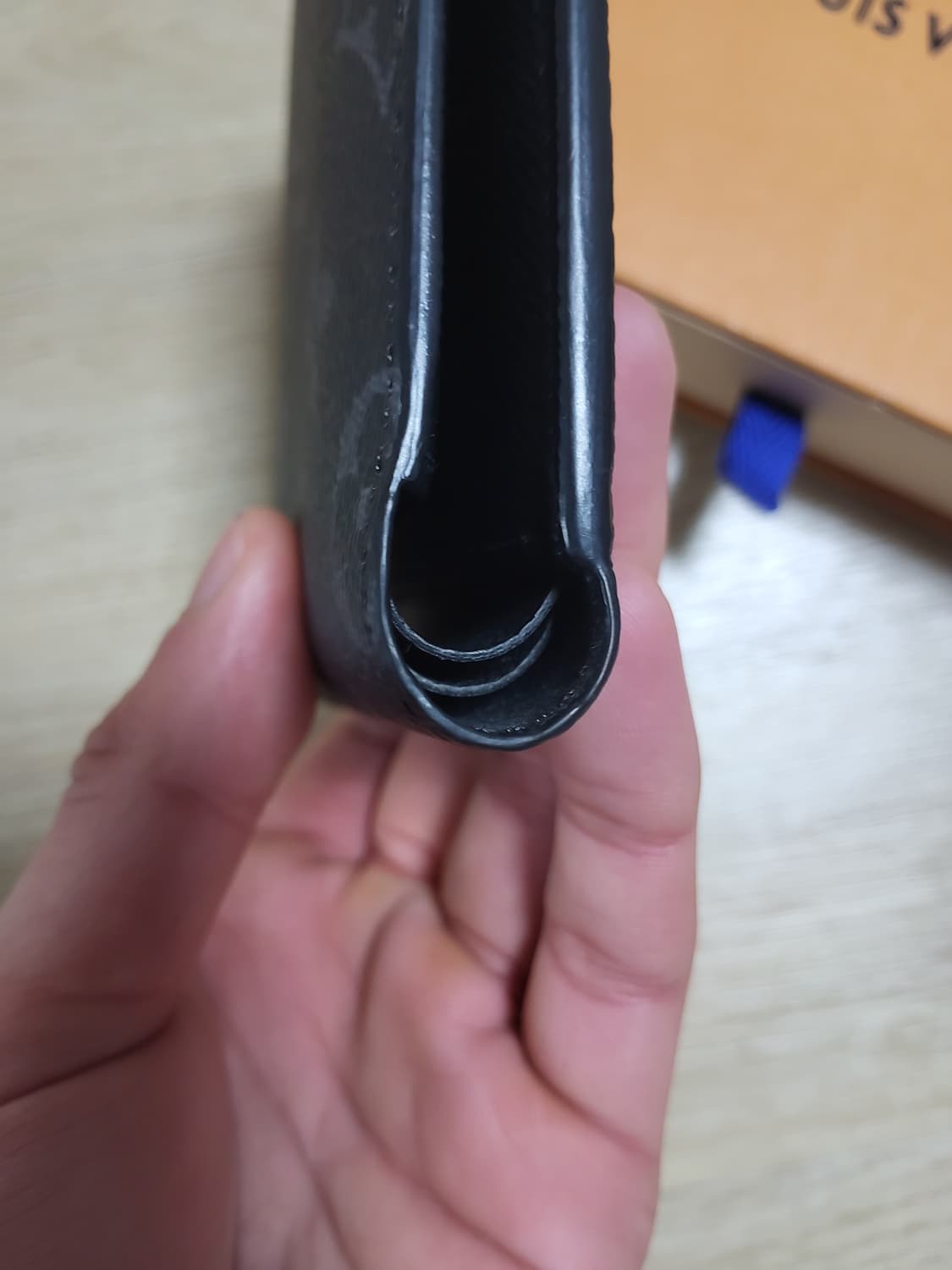 루이비통 모노그램 이클립스 반지갑 상품이미지7