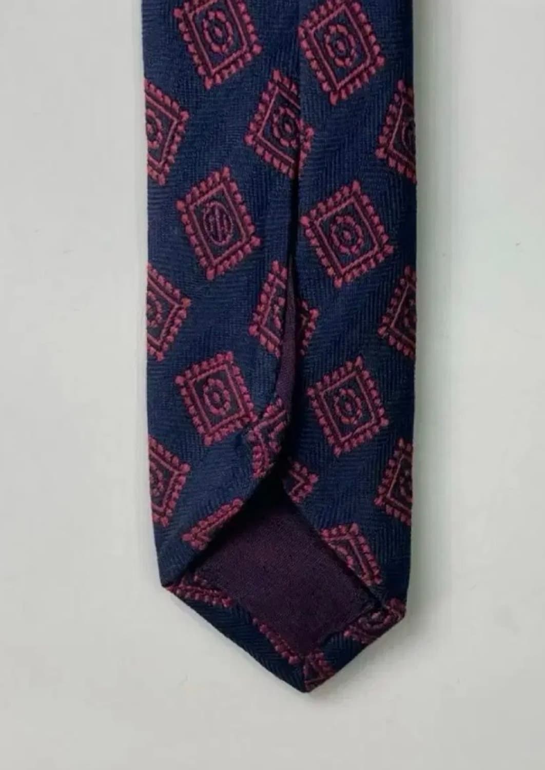 입생로랑 넥타이 상품이미지9