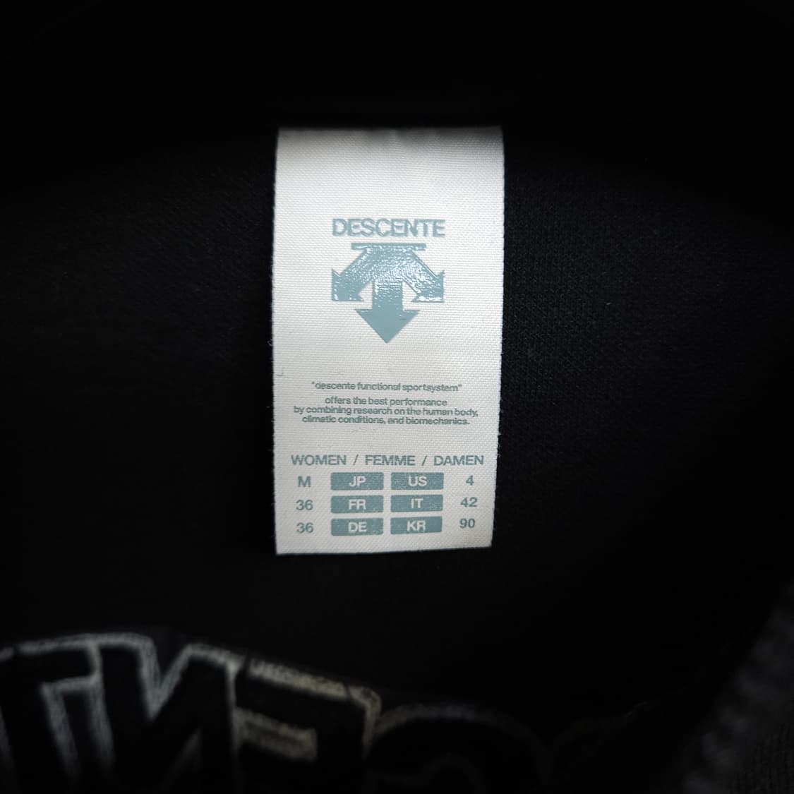 M ) 데상트 여성 백로고 맨투맨 상품이미지5