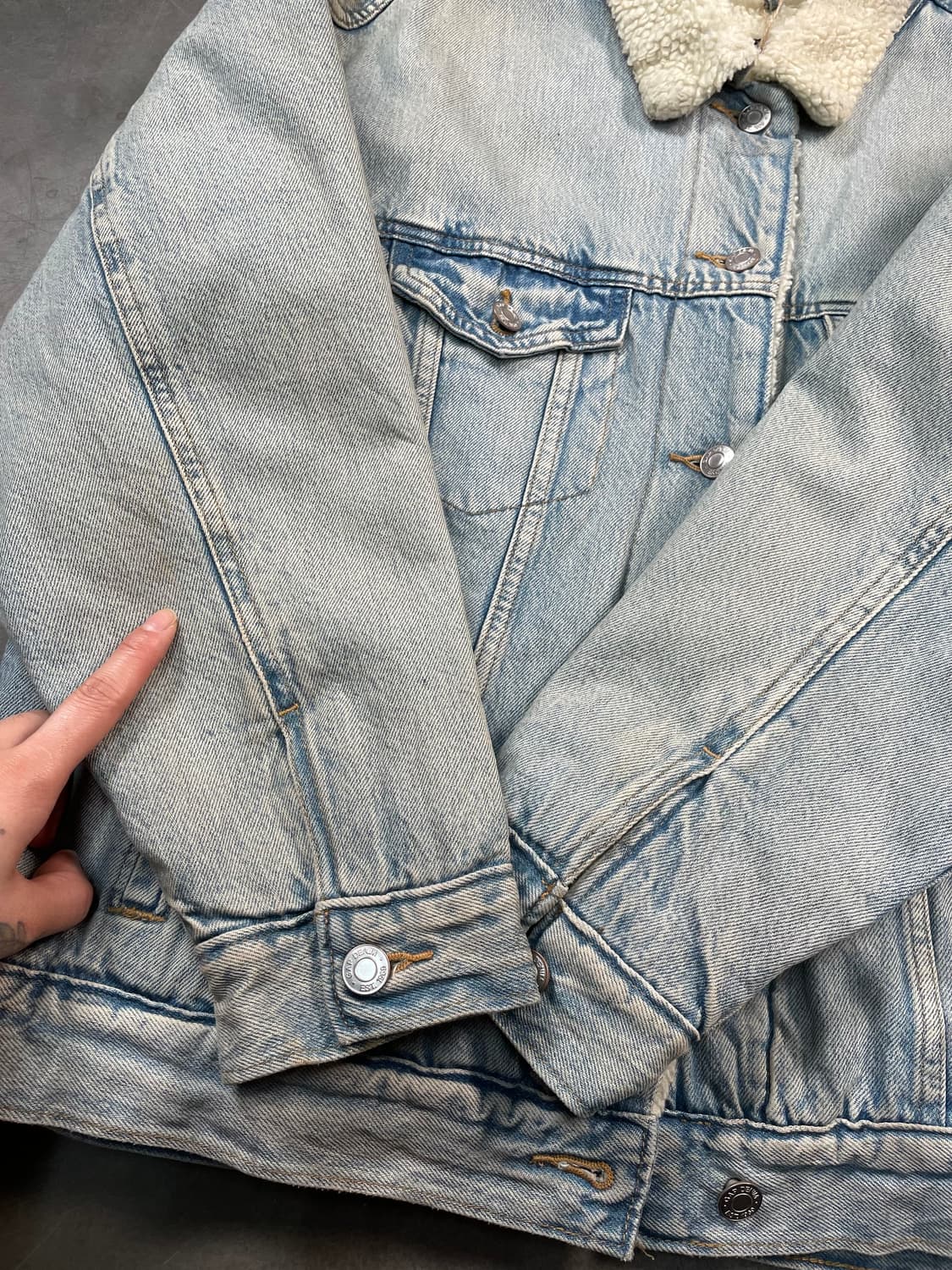 갭 쉐르파 데님 자켓 상품이미지4