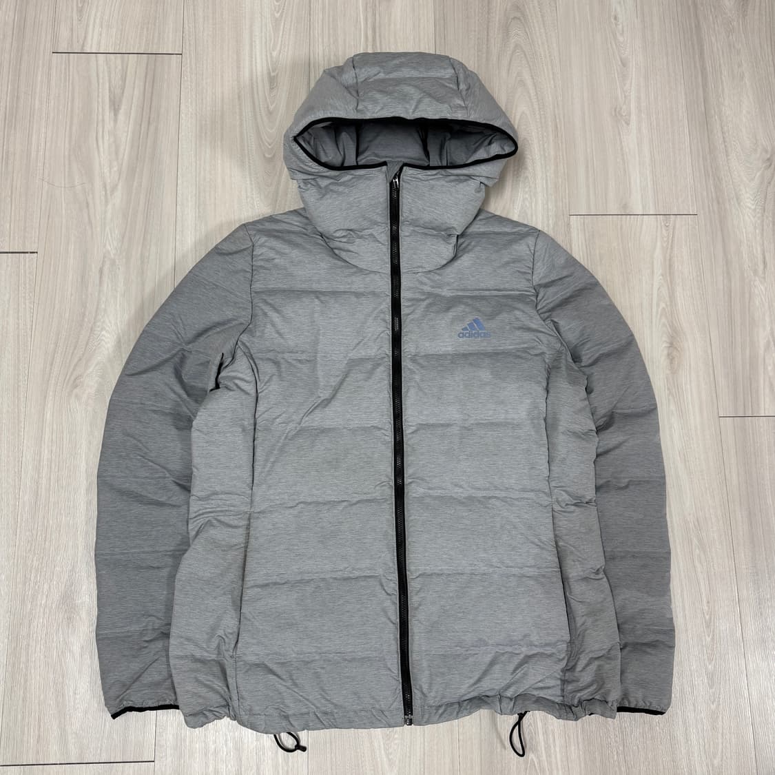 아디다스 그레이 후드경량패딩 상품이미지3