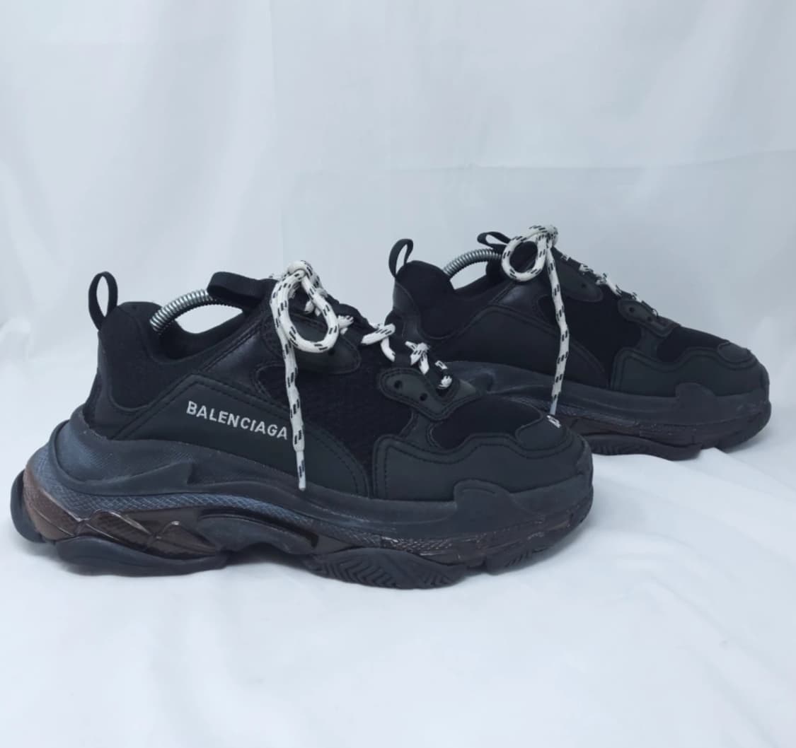 발렌시아가 트리플 블랙 스니커즈 275 상품이미지5
