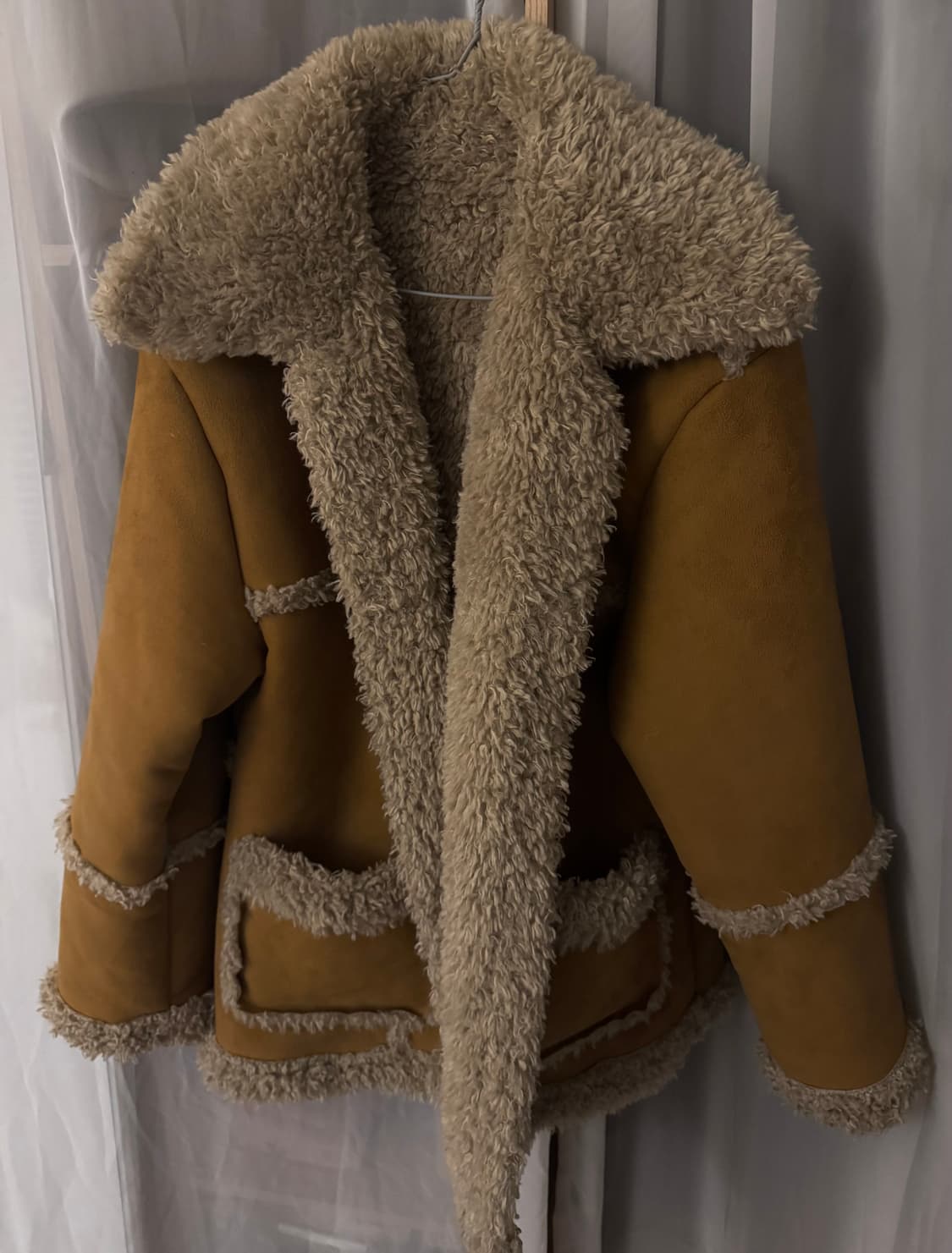 리버시블 무스탕 판매합니다 상품이미지2