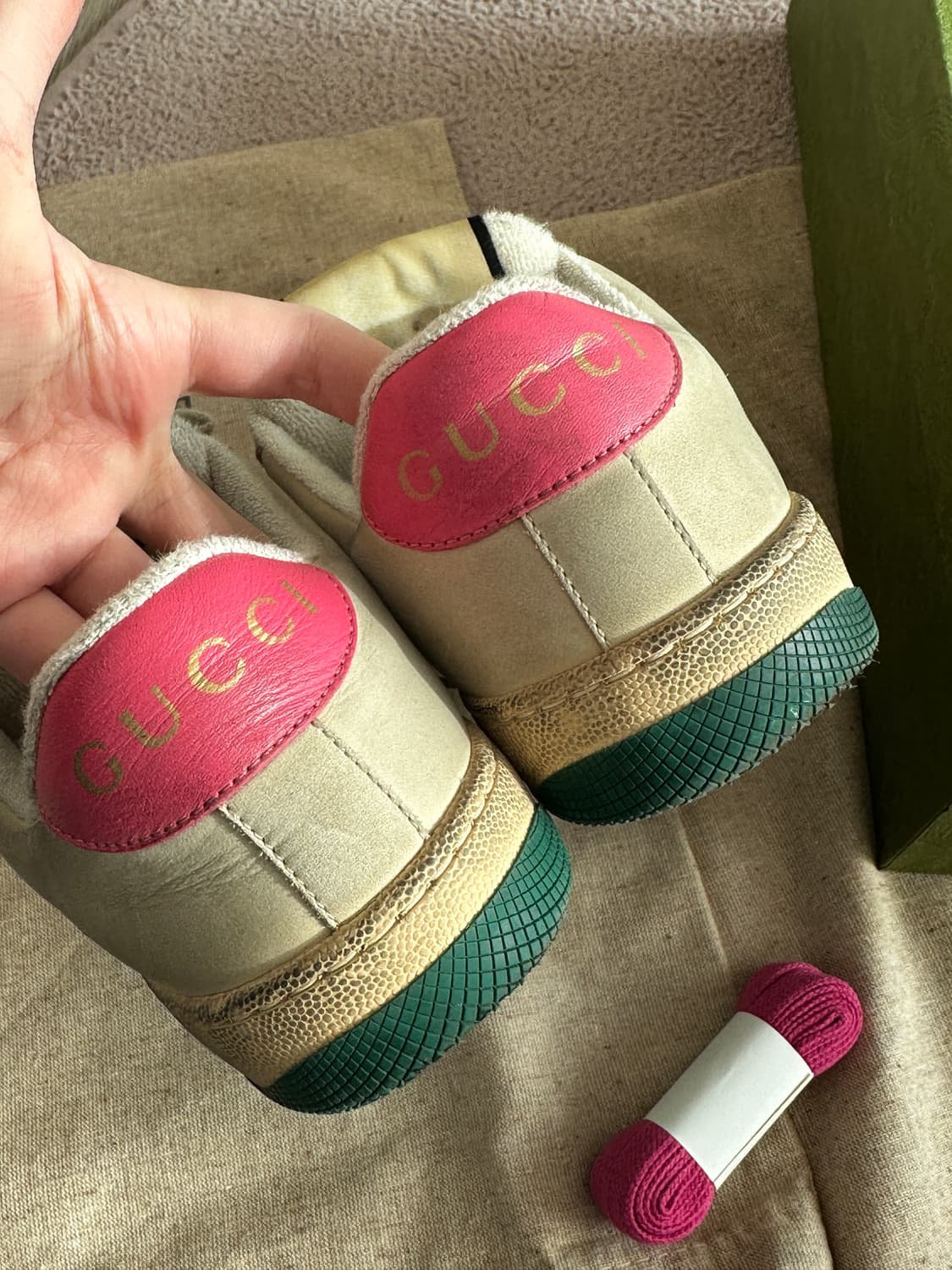 구찌 스크리너 GG 핑크 스니커즈 225mm 상품이미지4