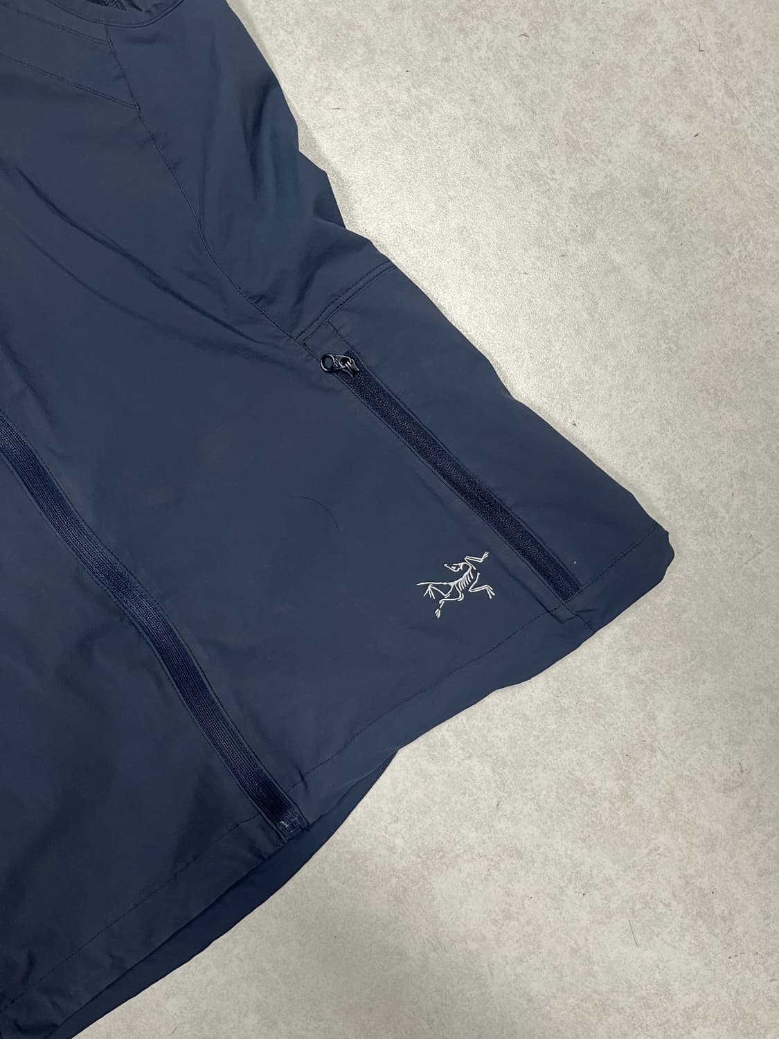 아크테릭스 여성 나일론 집업 조끼  상품이미지8