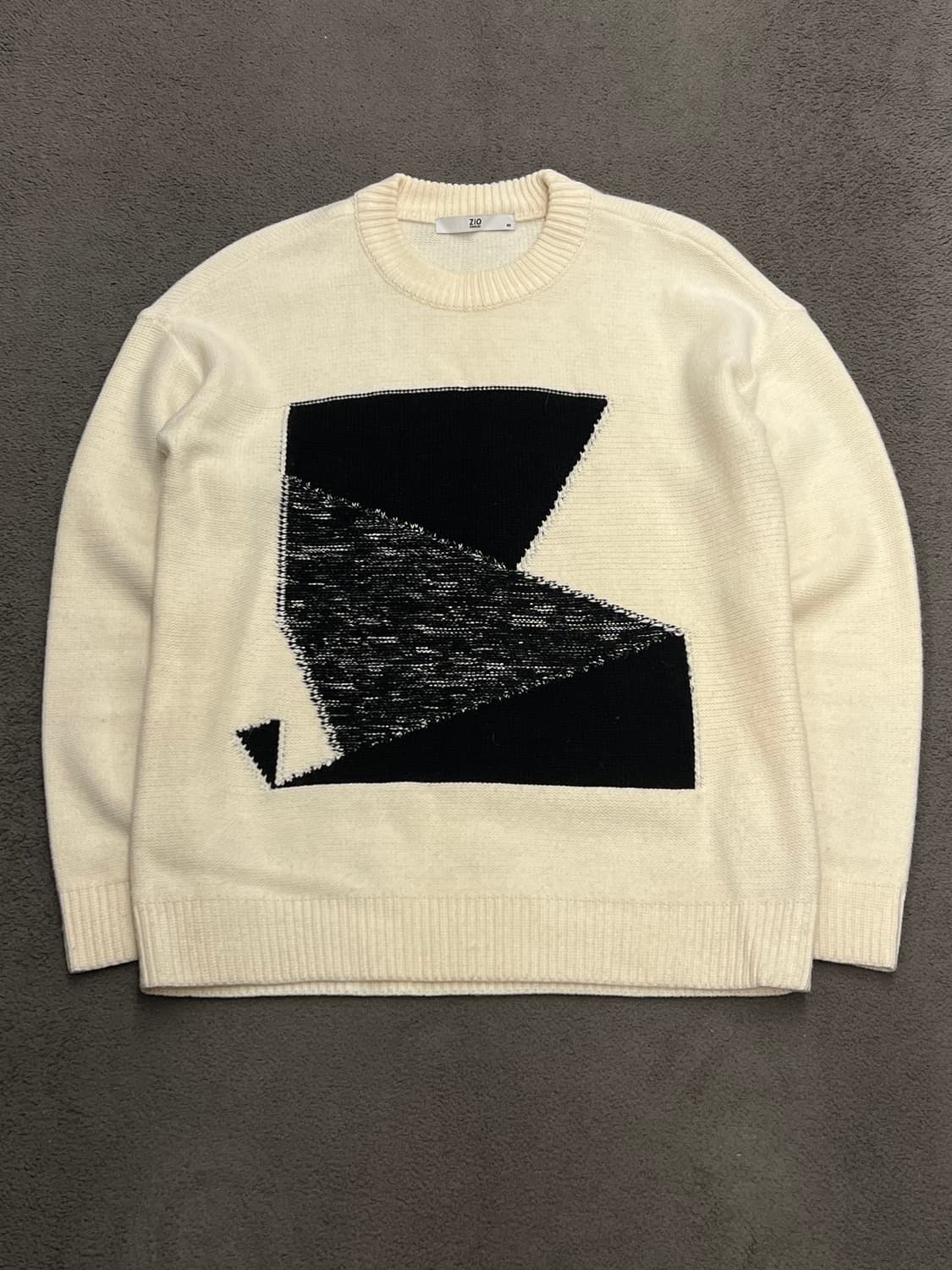 지오송지오 패턴 니트 처분  상품이미지1