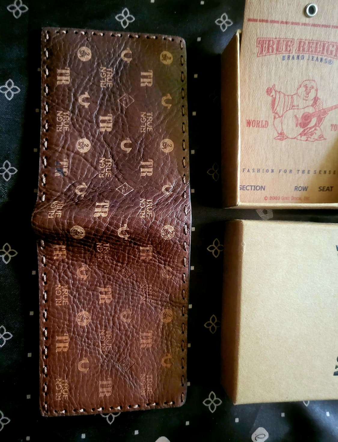 [미사용 새상품] 트루릴리전  남자 레더 반지갑 상품이미지1