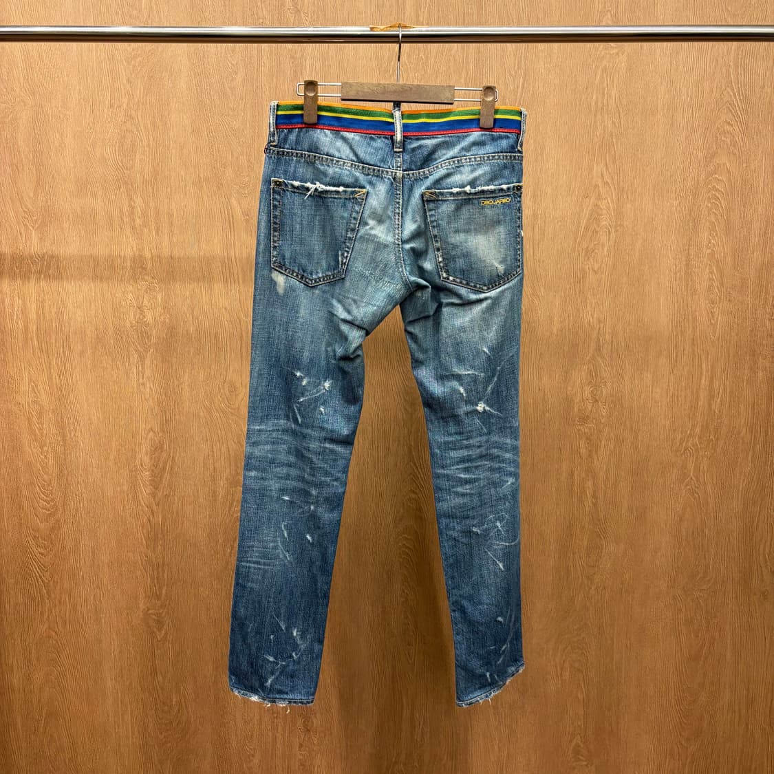디스퀘어드 2 데님 팬츠 빈티지 디스트로이드 레인보우 밴딩 디테일 블루 상품이미지3