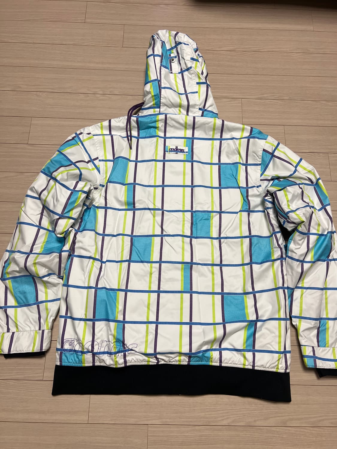 노미스(nomis) 스노우 자켓 화이트 체크 패턴 / XL 상품이미지2