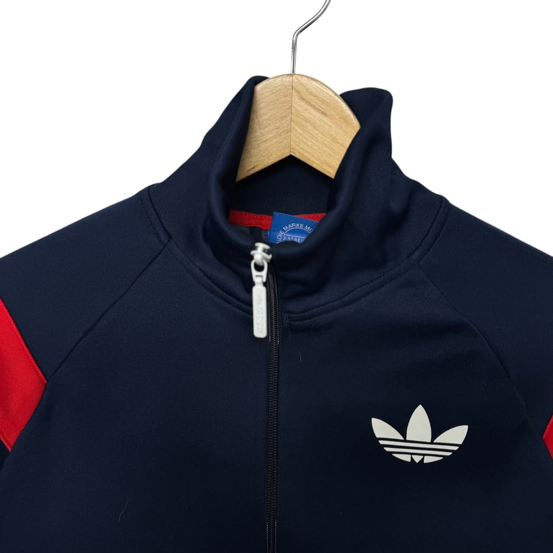 아디다스 빅트레포일 트랙탑 져지 상품이미지3