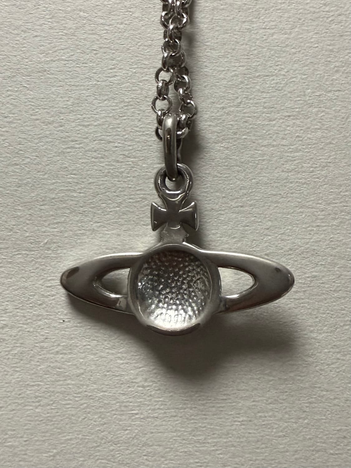 비비안웨스트우드 미니바스 릴리프 목걸이 실버 상품이미지2