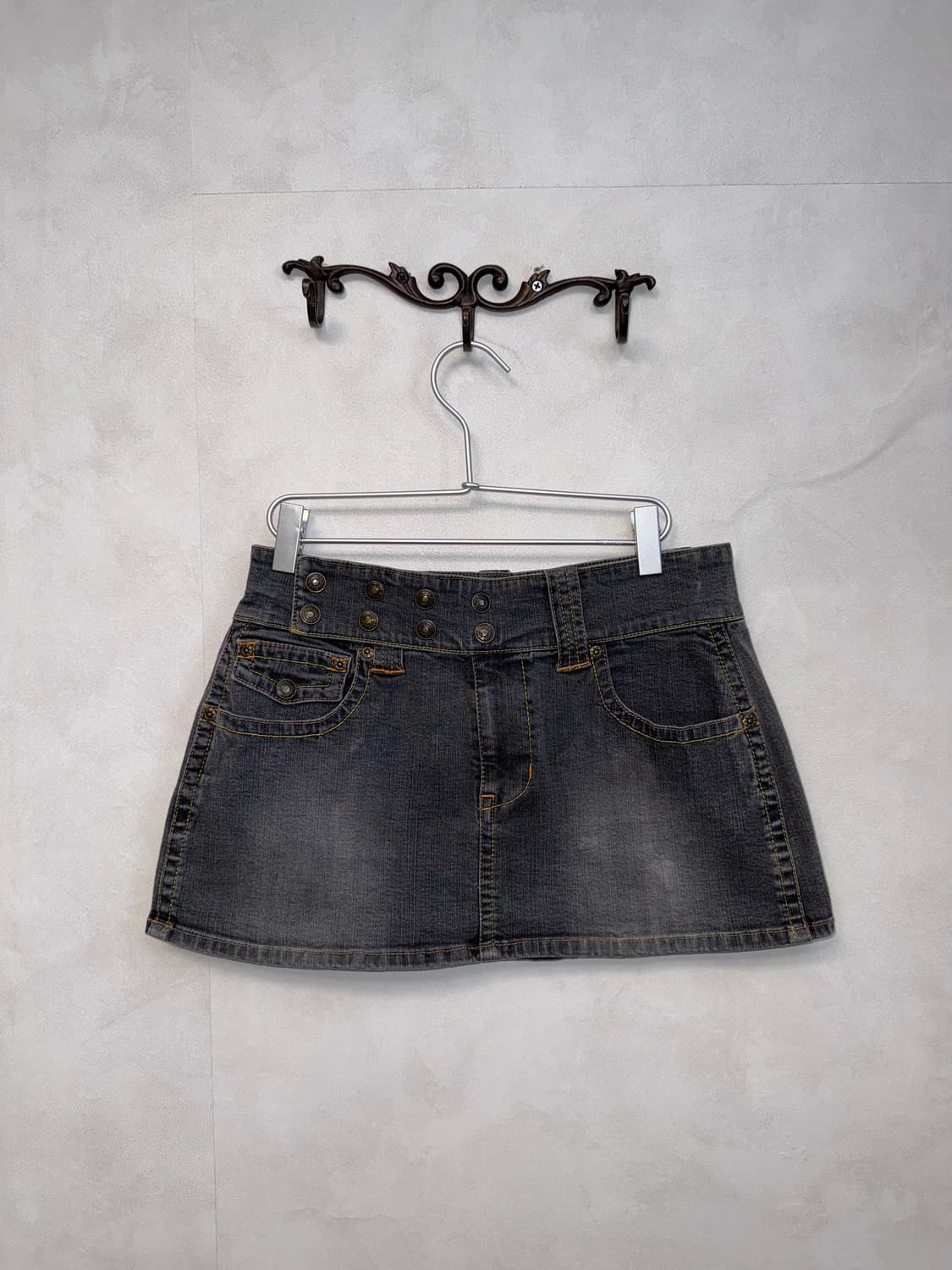 Washing black denim double button skirt 상품이미지1