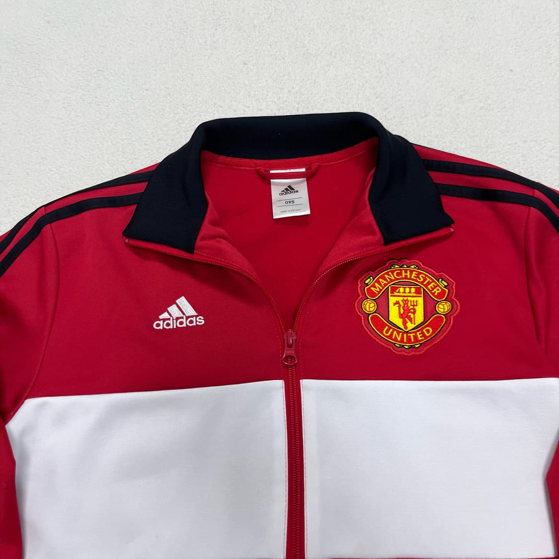 Adidas red Manchester United jersey 상품이미지5