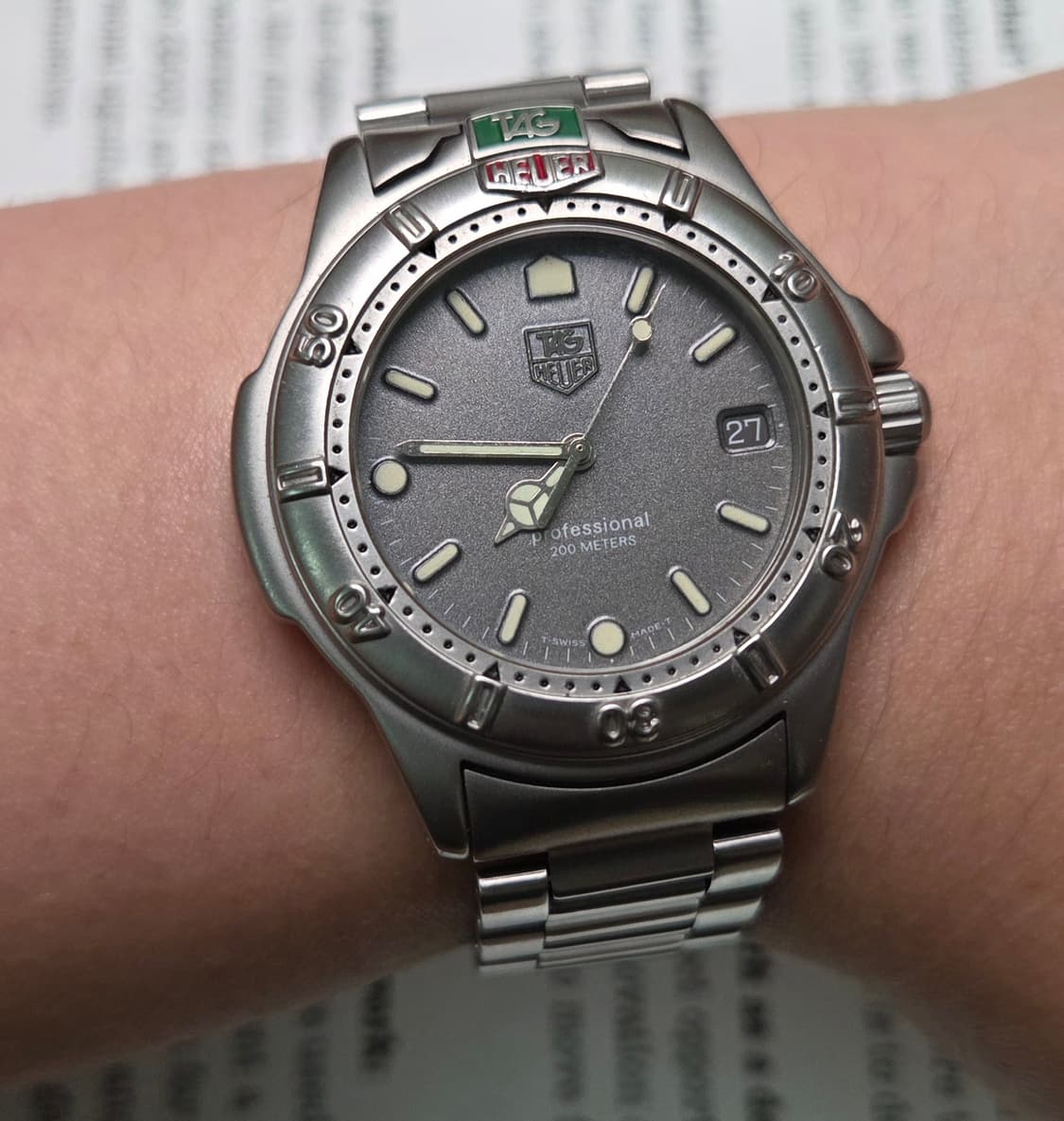 빈티지 태그호이어 4000 프로페셔널 그레이회판 컬러로고베젤 쿼츠  상품이미지3