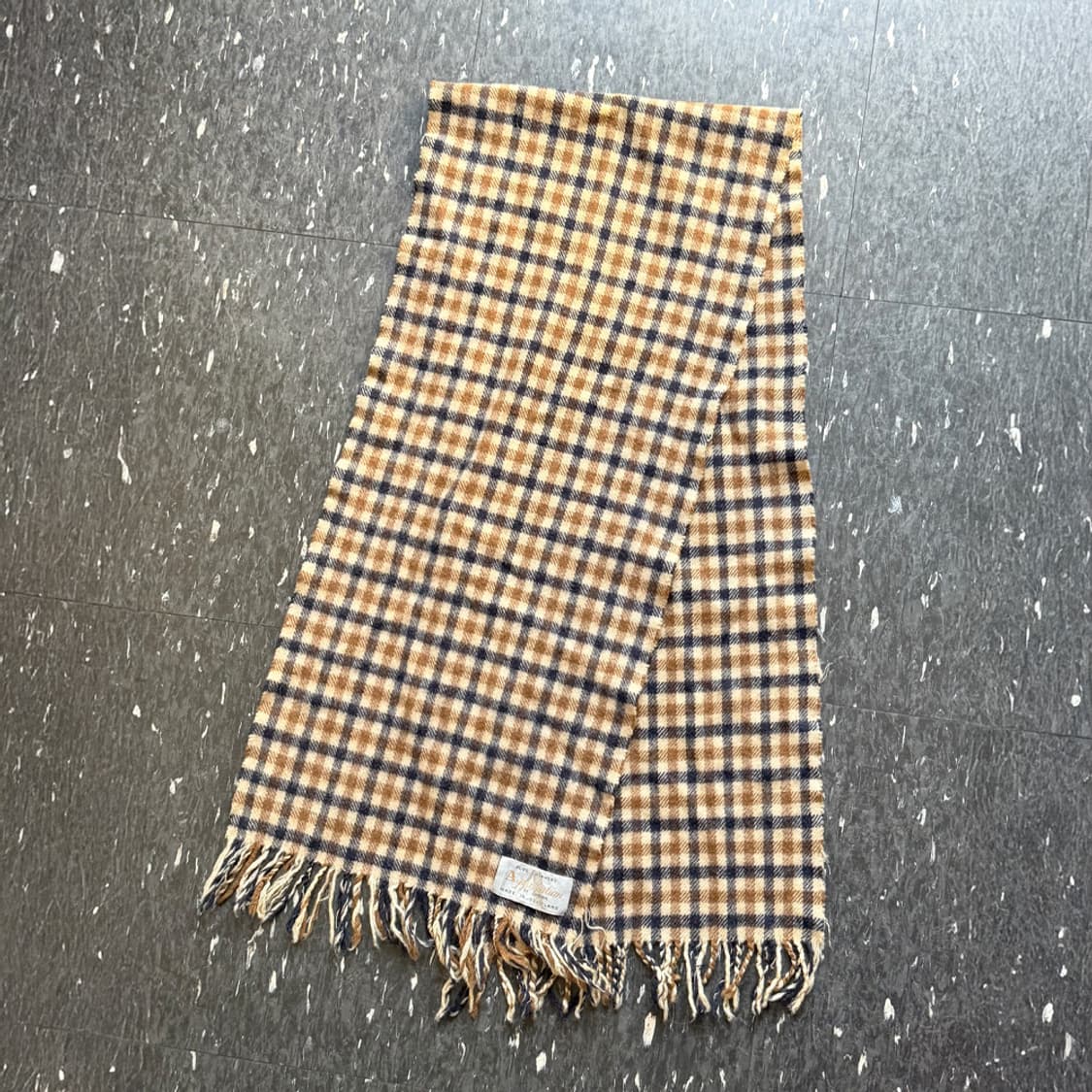 우드 체크 프린지 머플러 상품이미지3