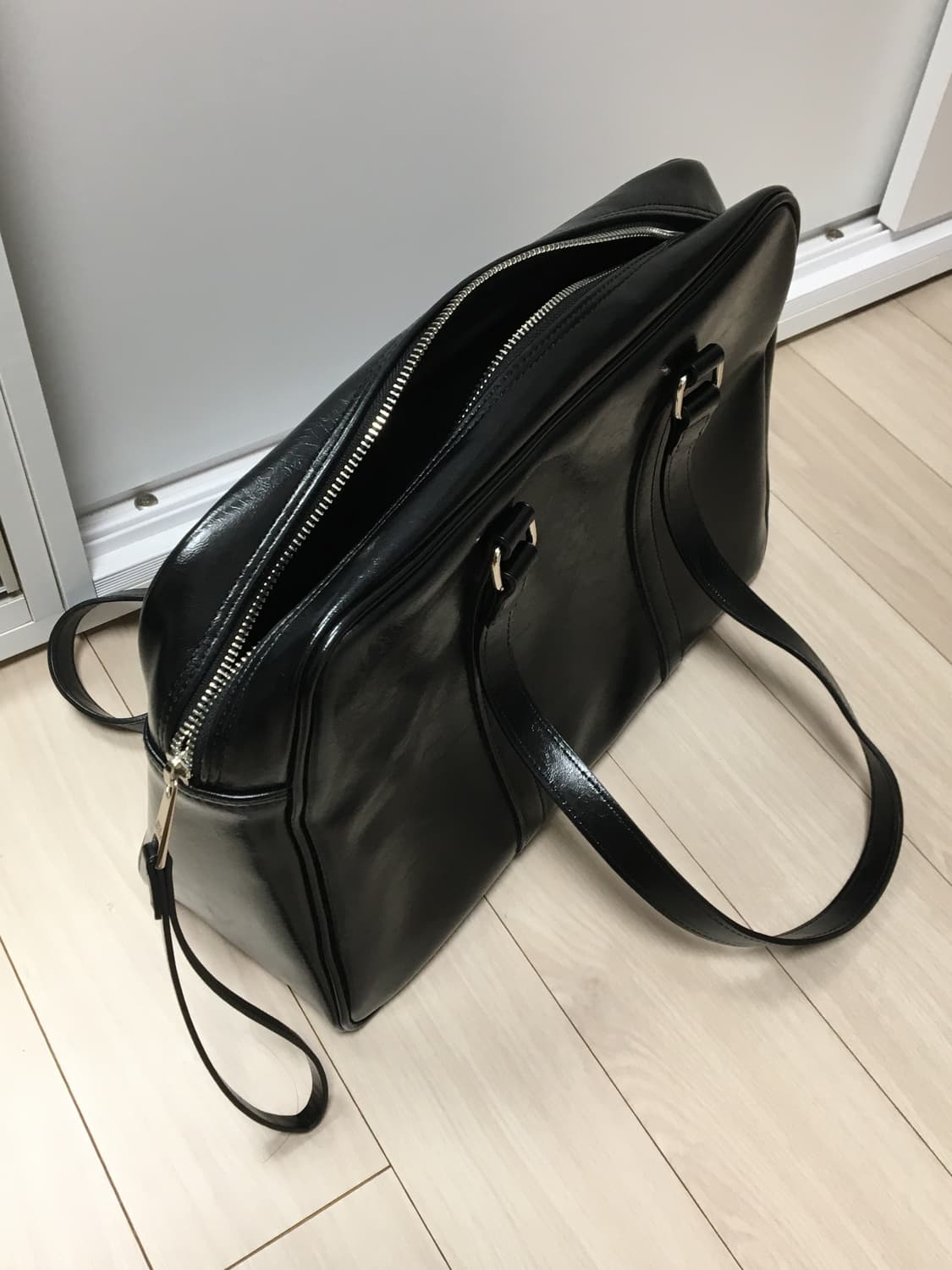 닉앤니콜 블랙 숄더백 (크리스탈 보스턴백) 상품이미지4