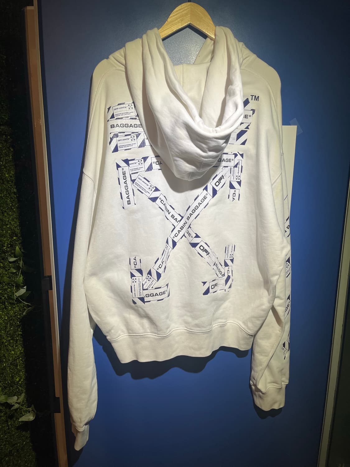 오프화이트 후드티 상품이미지2