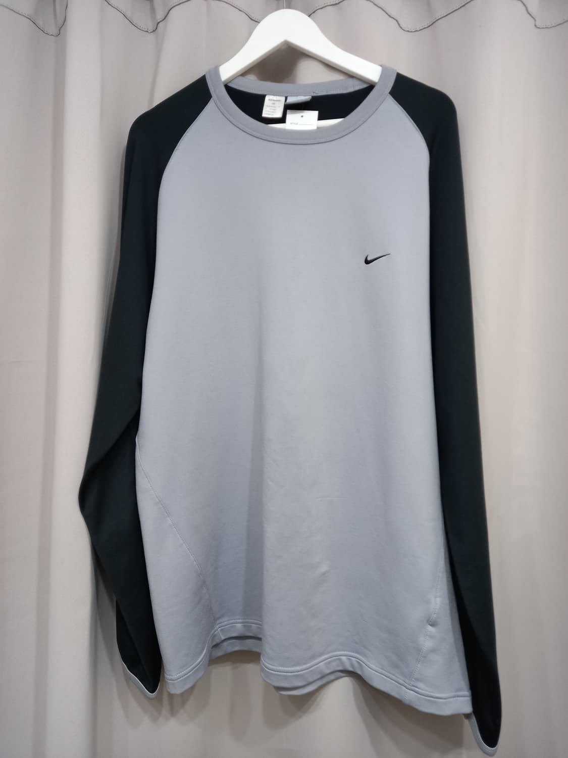 나이키 맨투맨 상품이미지1