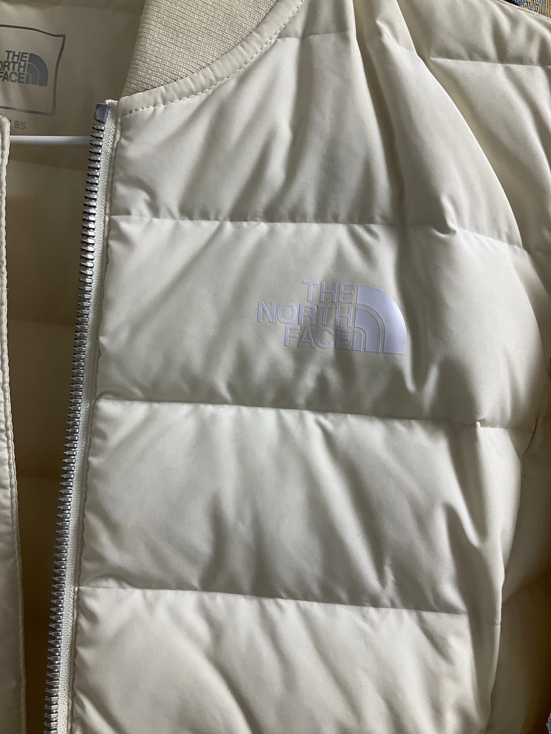 노스페이스 우먼 시티 컴포트 다운 봄버 아이보리 상품이미지2