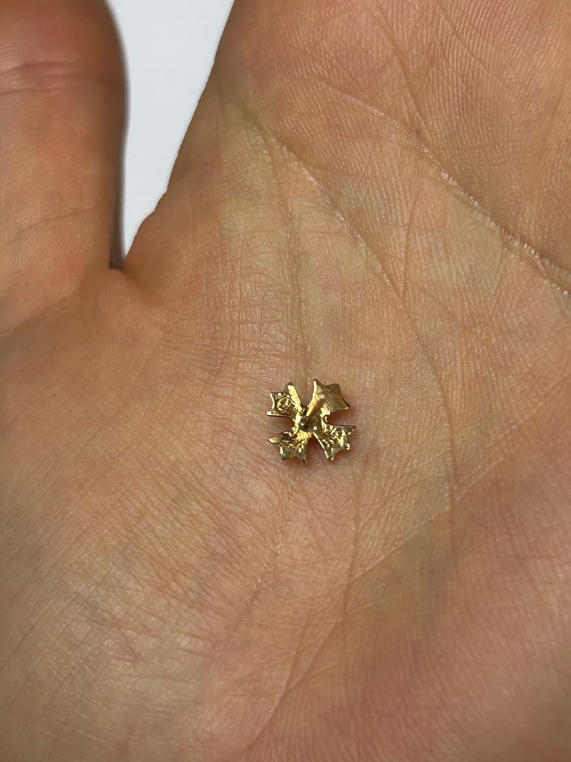 크롬하츠 22k 플러스 스터드 이어링 상품이미지3