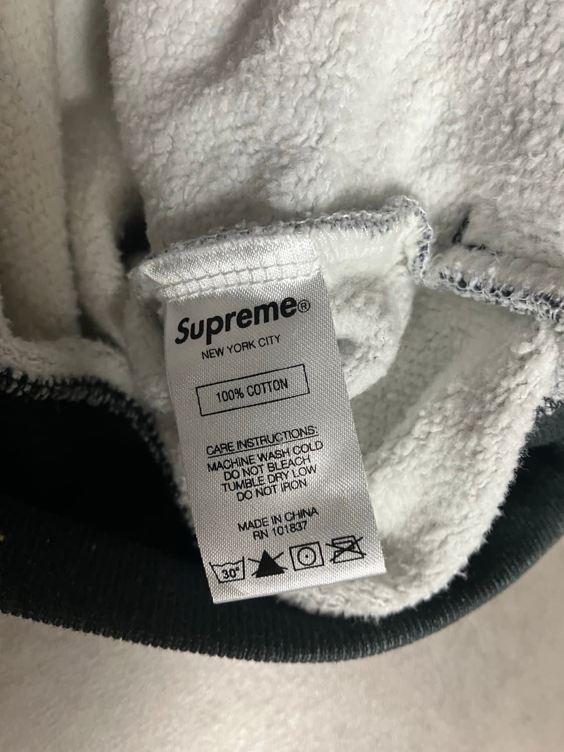 슈프림 언더커버 퍼블릭에너미 후드 상품이미지3