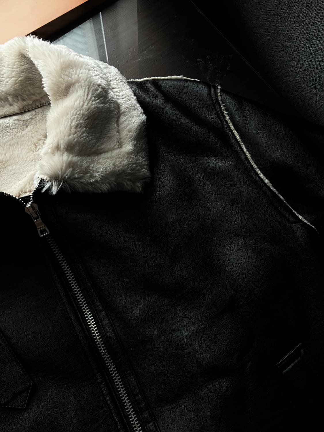 (XL) 드로우핏 오버사이즈 라인 무스탕 자켓 [IVORY] 판매 상품이미지9