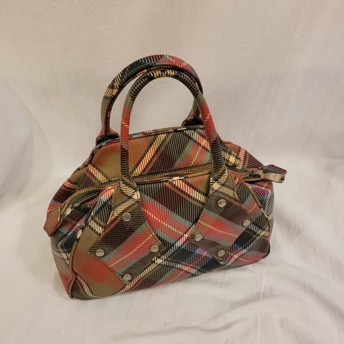 비비안웨스트우드 타탄 체크 토트백 가방 상품이미지5