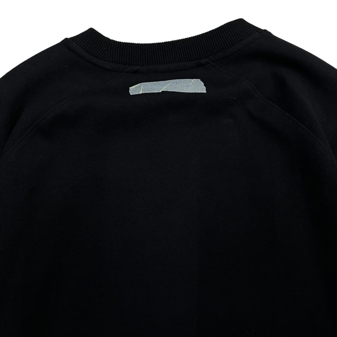 아더에러 블라썸 블랙 맨투맨 A2 상품이미지6