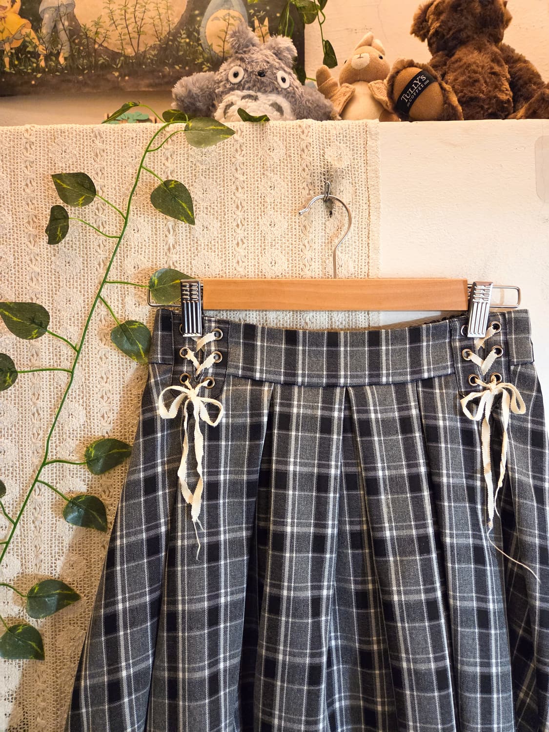 아일렛 체크 미디 스커트 상품이미지2