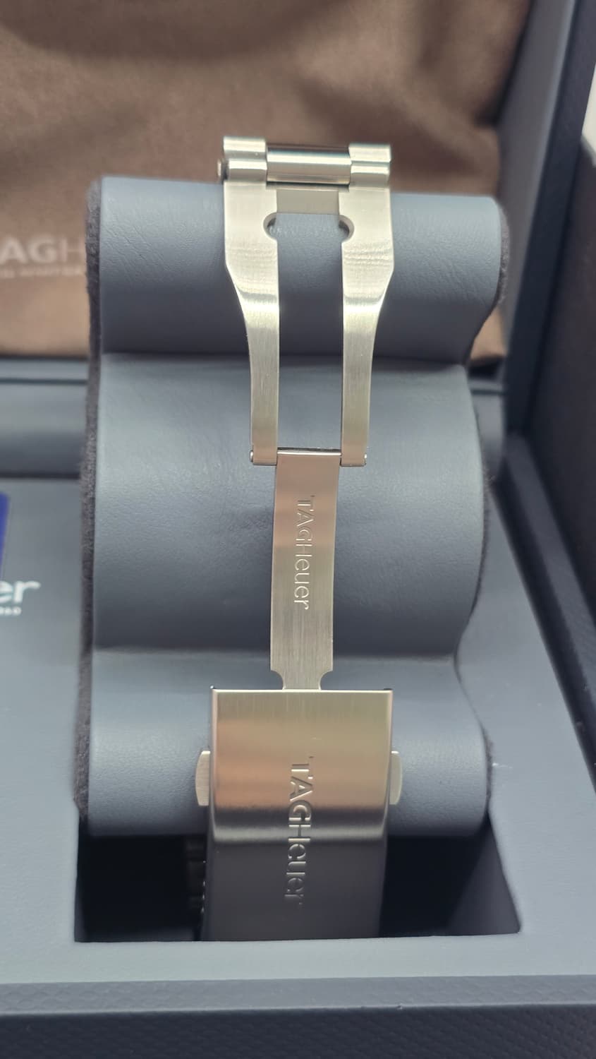 태그호이어 포뮬러1 크로노 청판 24년 10월 쿼츠 시계 상품이미지7