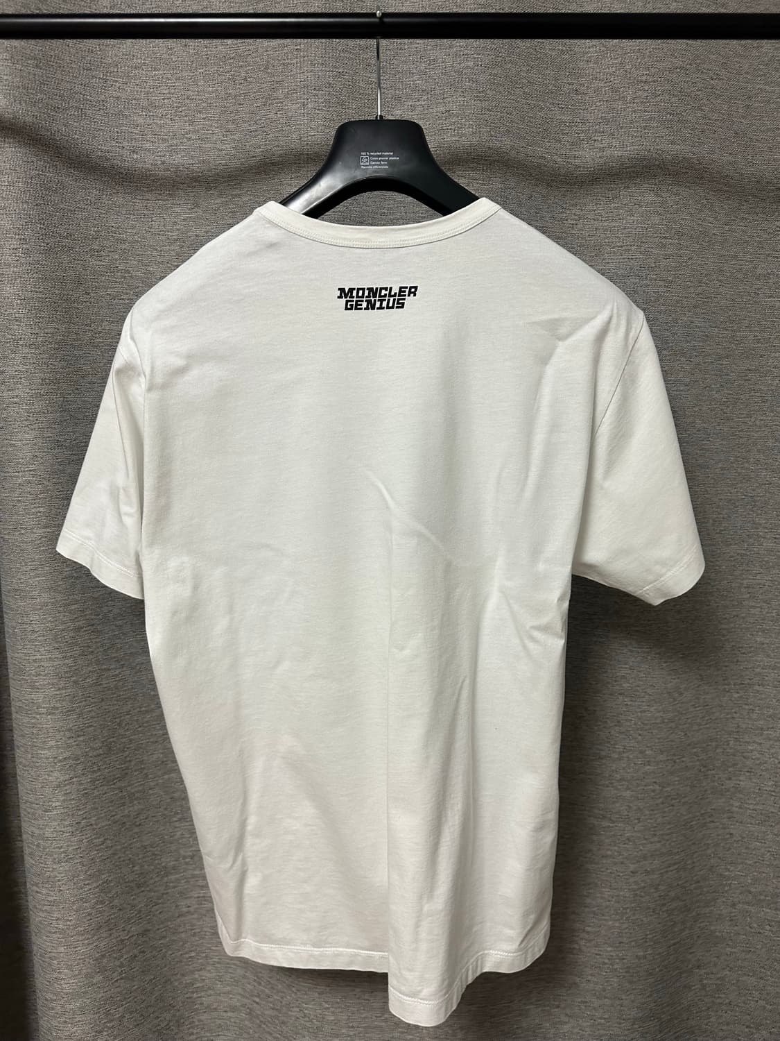 몽클레어 빅로고 프린팅 반팔 화이트 (XL) 상품이미지3