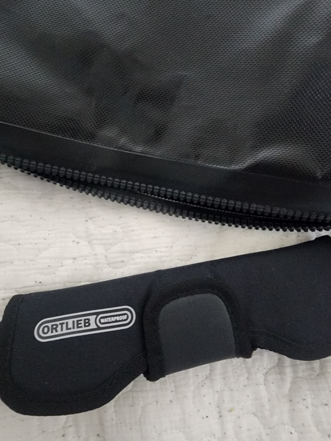 슈프림 오르트립 메신저백 상품이미지6