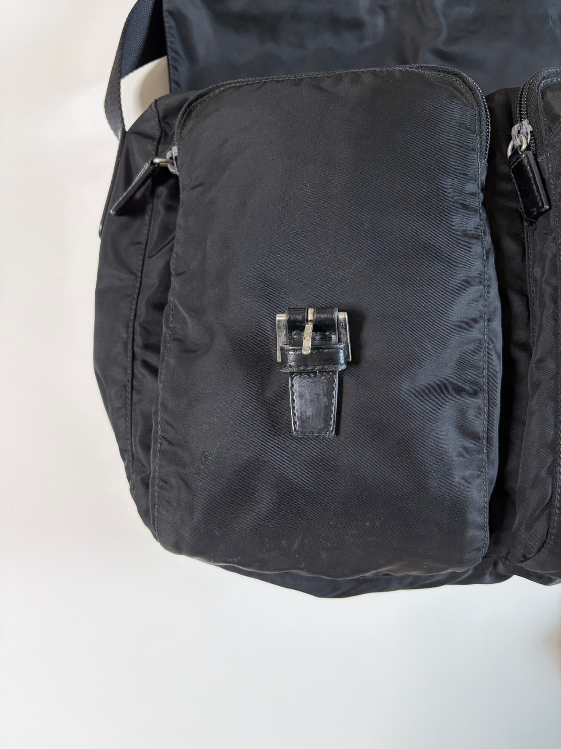 프라다 포코노 나일론 투포켓 크로스백 메신저백 상품이미지9