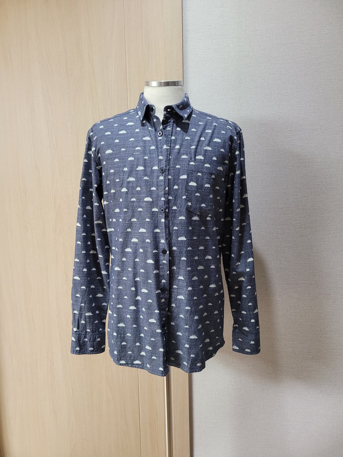 WESC 남자 패턴프린트 샴브레이 셔츠 M 네이비 상품이미지1