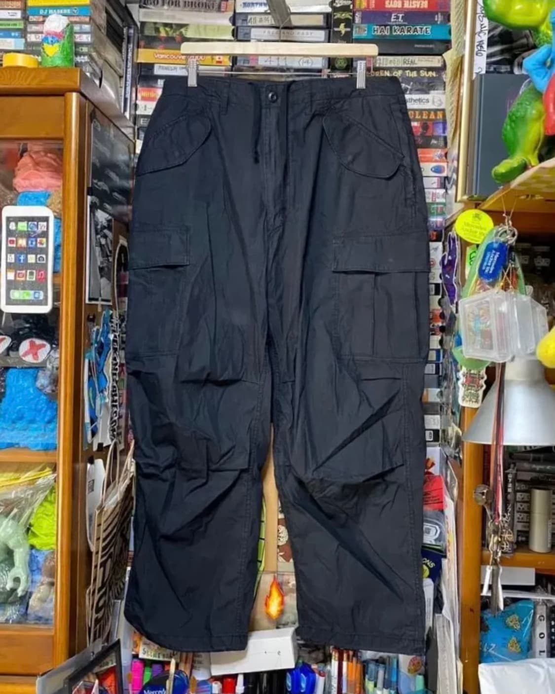 (XL) BROCHURE 브로슈어 TROOPER 6 블랙 상품이미지1