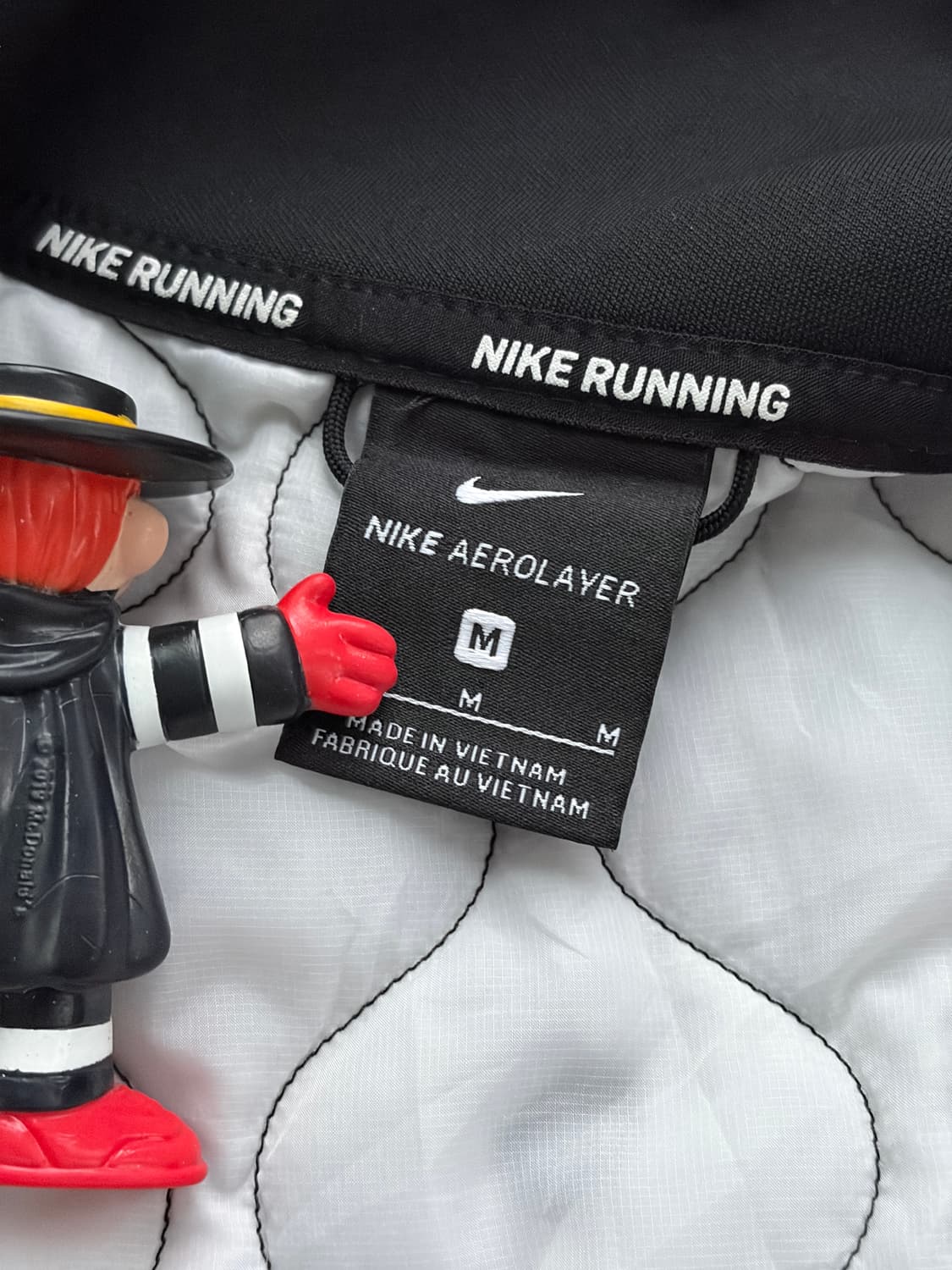 나이키 러닝 에어로레이어 베스트 조끼 M (100)  상품이미지7