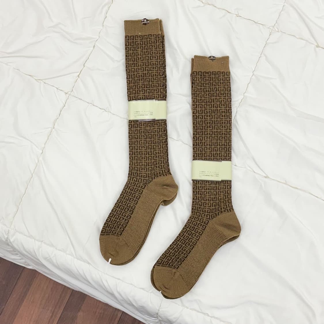 [새상품] givenchy / 지방시 로고 울 니삭스  상품이미지4