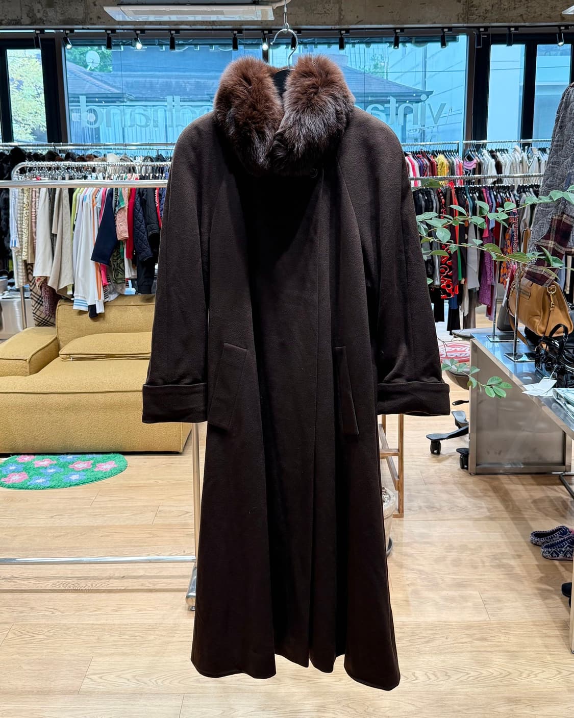 에스카다 브라운 캐시미어혼방 넥카라퍼 코트 상품이미지1