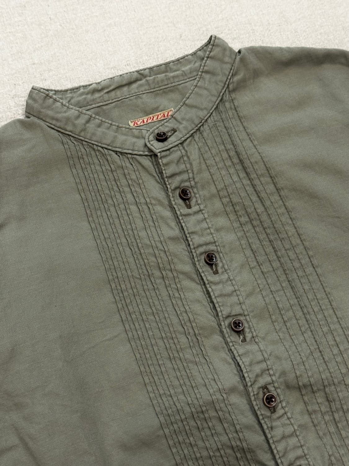 캐피탈 크롭 카키 논카라 셔츠 상품이미지8