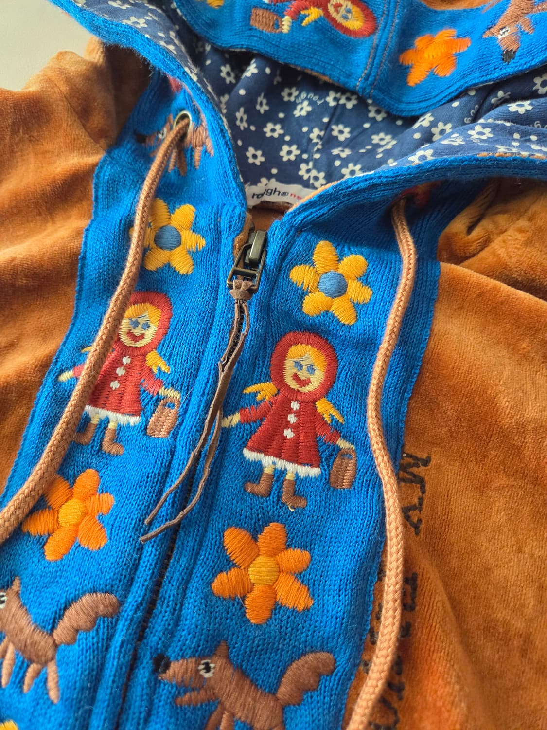 rough 빨간모자 패턴 후드집업 상품이미지3