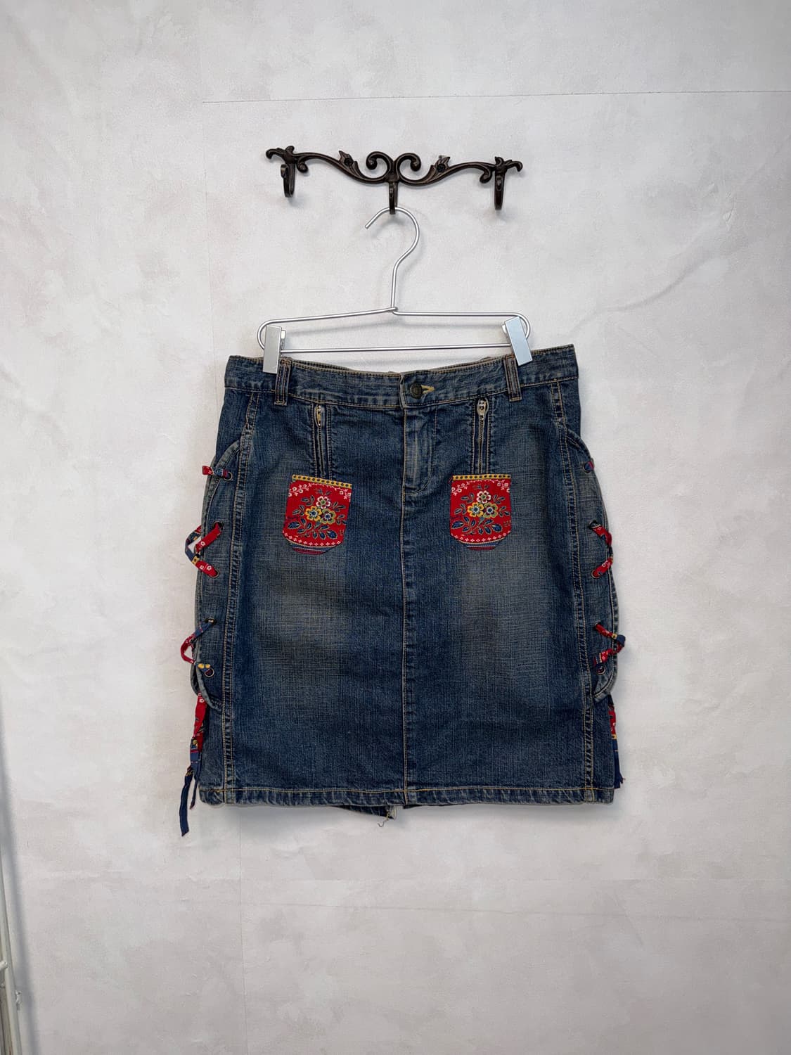 Washing denim oriental laceup midi skirt 상품이미지1