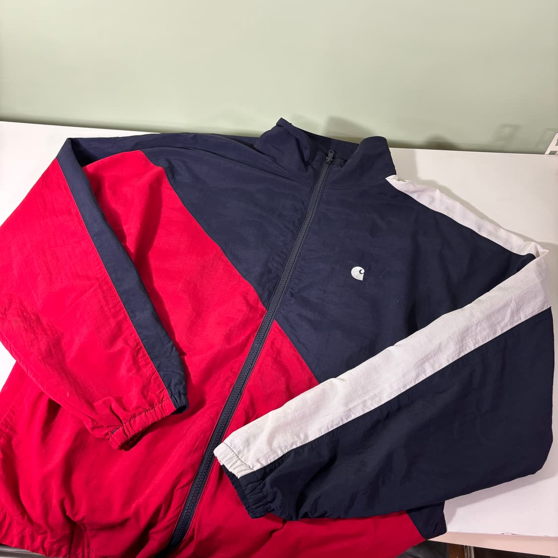 OS 칼하트WIP 오버핏 투톤 자수로고 필드 윈드브레이커 바막자켓 상품이미지1