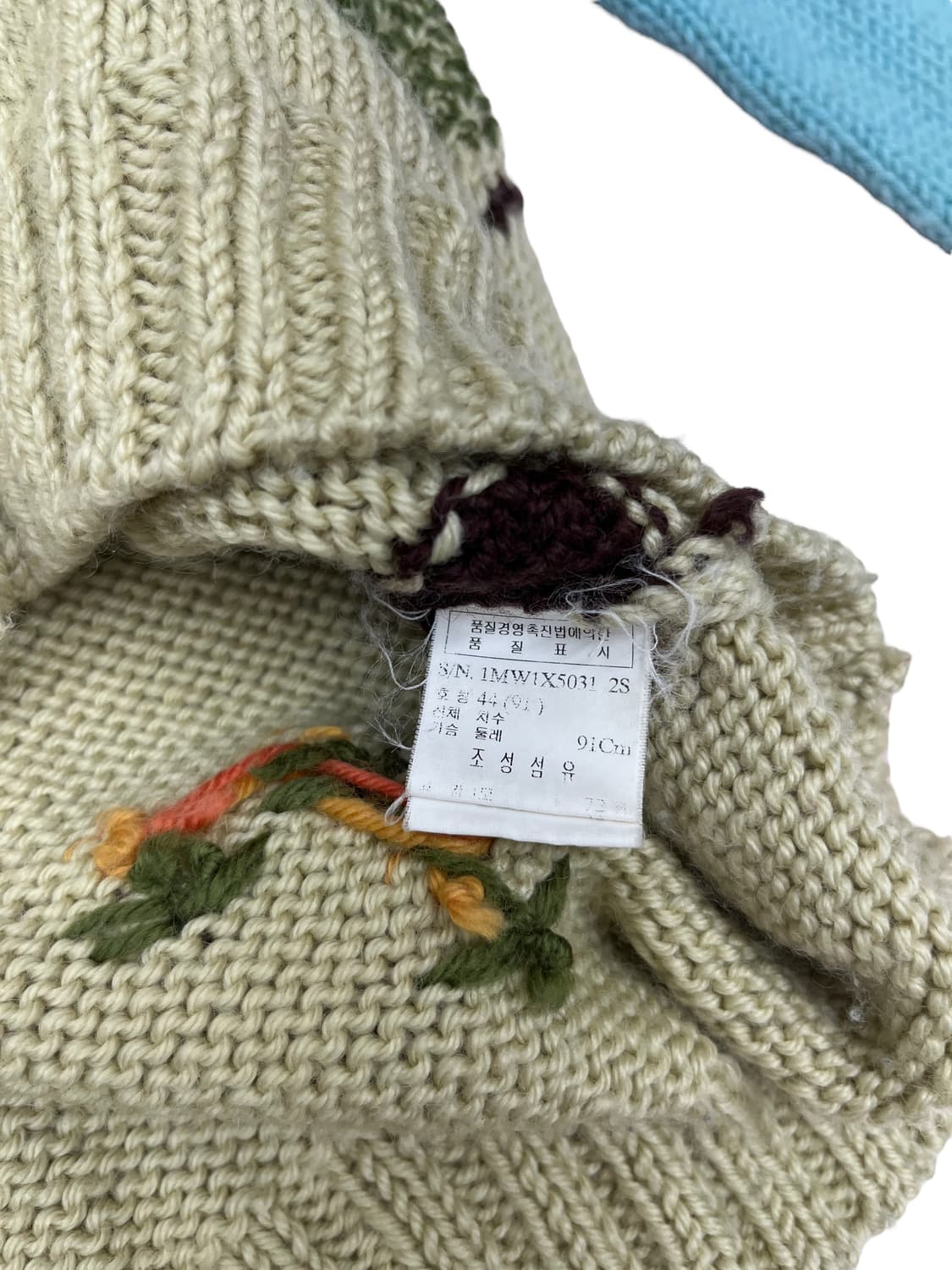 [44] 베네통 그림 자수 울 니트 가디건 상품이미지5