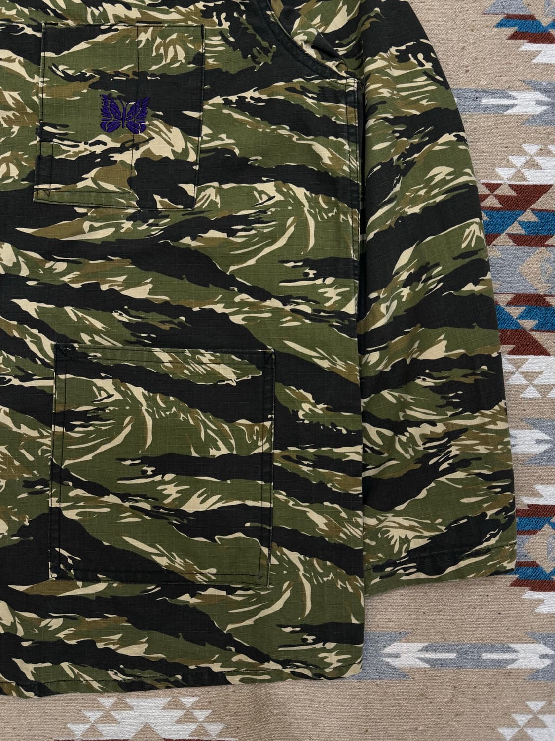 [L] 니들스 D.N 커버올 카모 플라쥬 초어 자켓 상품이미지5