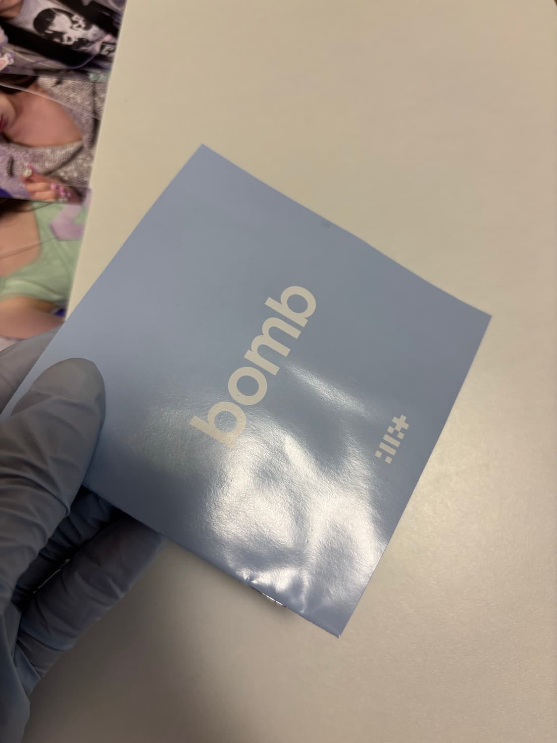ILLIT 3rd Mini Album 'bomb' 아일릿 인이어 앨범 상품이미지9