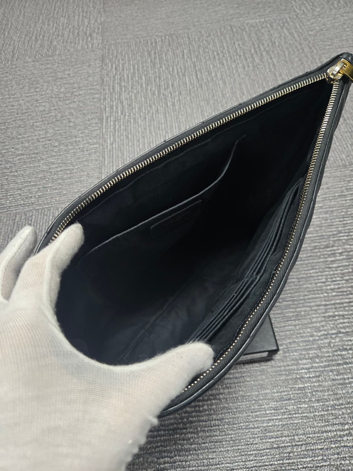 [특가][정품] 입생로랑 마틀라세 클러치백 라지 상품이미지7