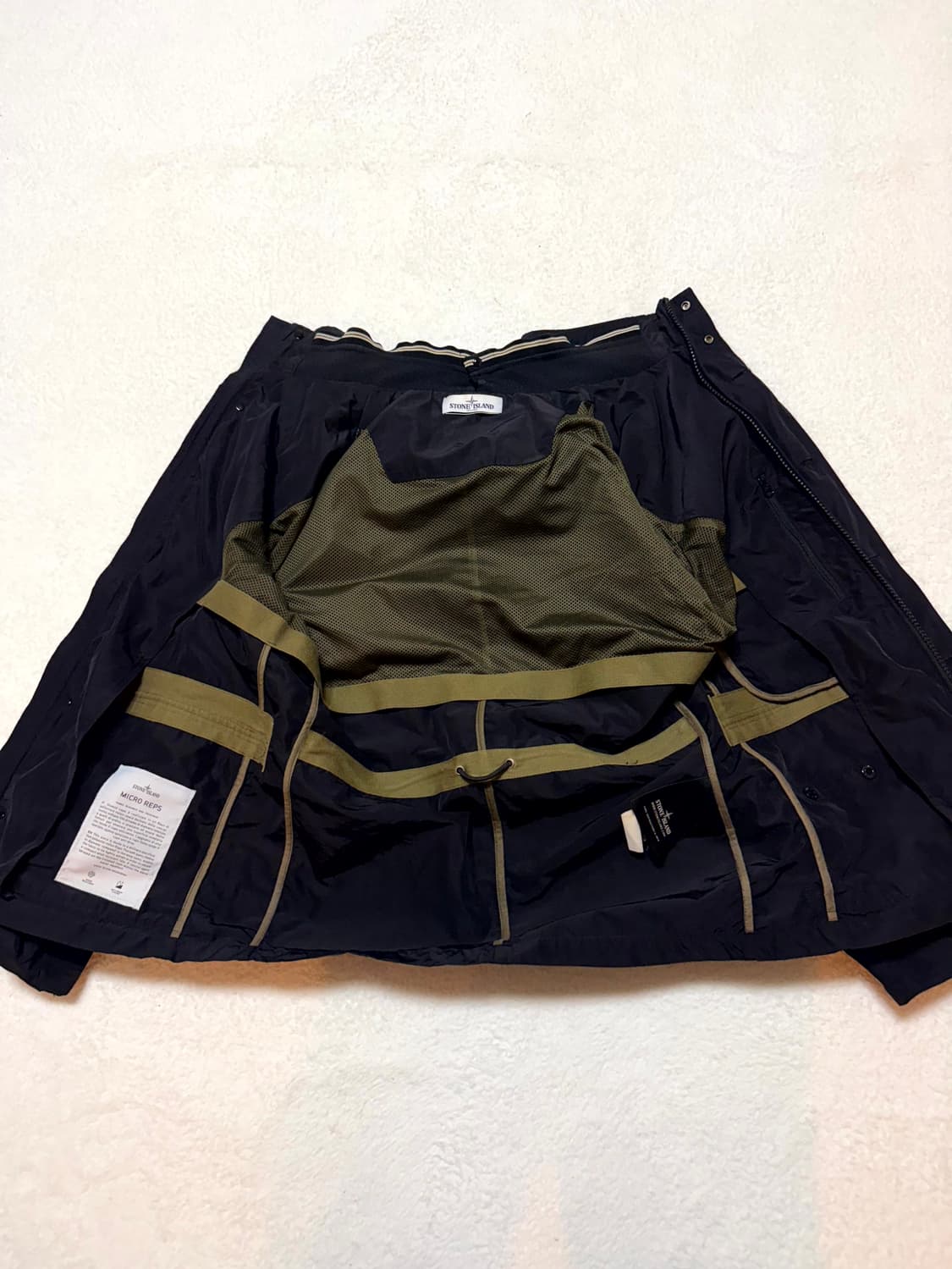 정품 스톤아일랜드 Stone Island 필드 사파리 자켓 (야상자켓) 상품이미지6